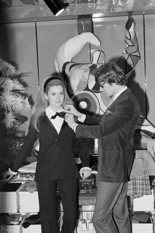 Wrzesień 1966: Catherine Deneuve & Yes Saint Laurent