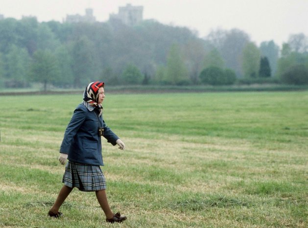 Królowa Elżbieta II w obiektywie Tim'a Graham, 1985